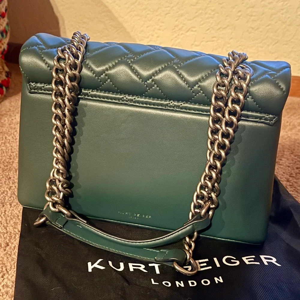 Kurt Geiger Dusky Green Quilted Leather Chain Shoulder Bag - Picture 2 of 10